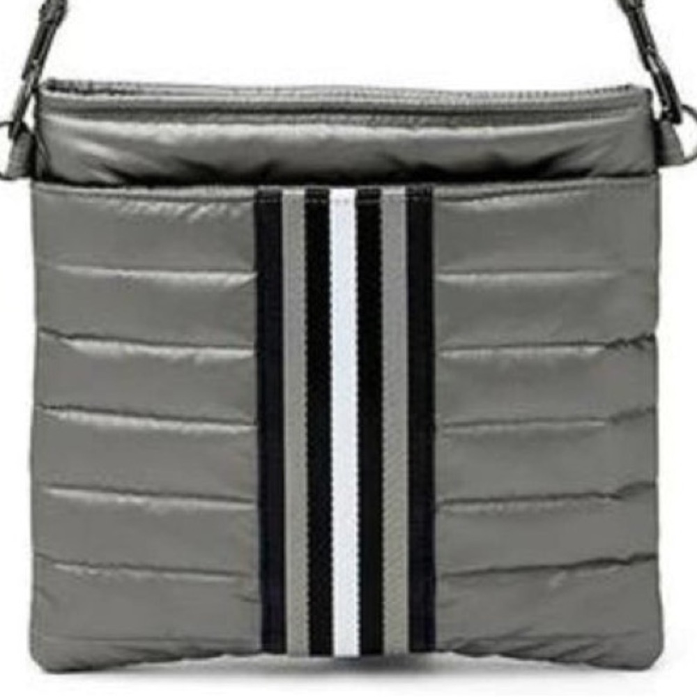 THINK ROYLN women’s quilted crossbody bag pewter detail chain and leather strap - Picture 13 of 13